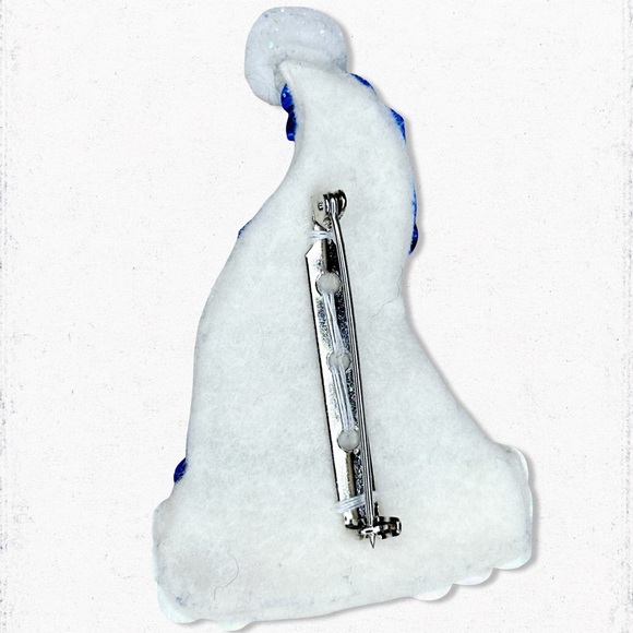 6354. Blue Sequin Christmas Hat Handmade Brooch - Picture 2 of 4